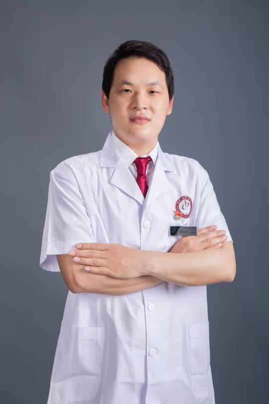 黄治伟头像