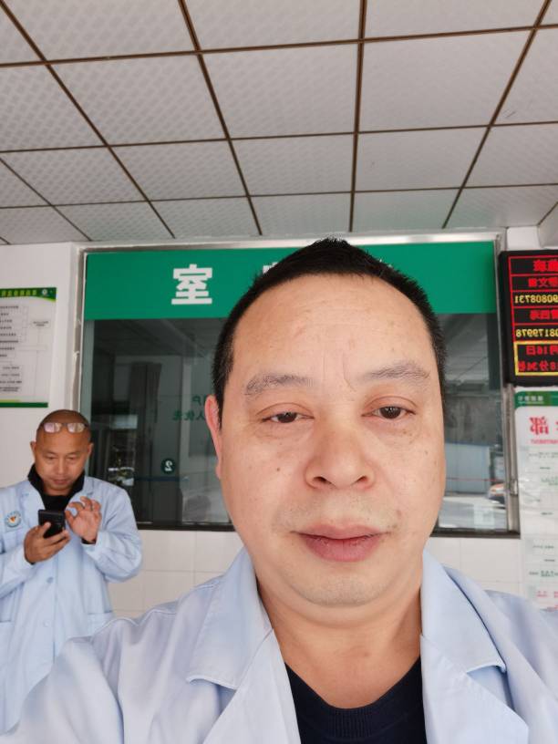 陈飞头像