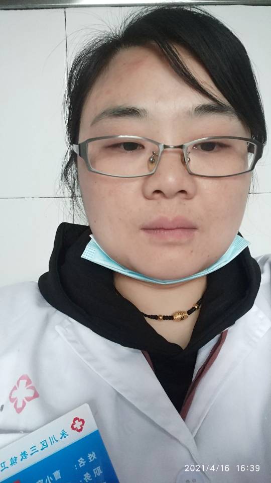 曹小容头像
