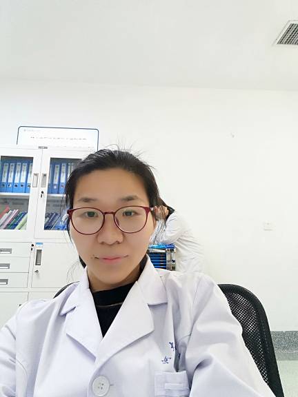 王杉杉头像
