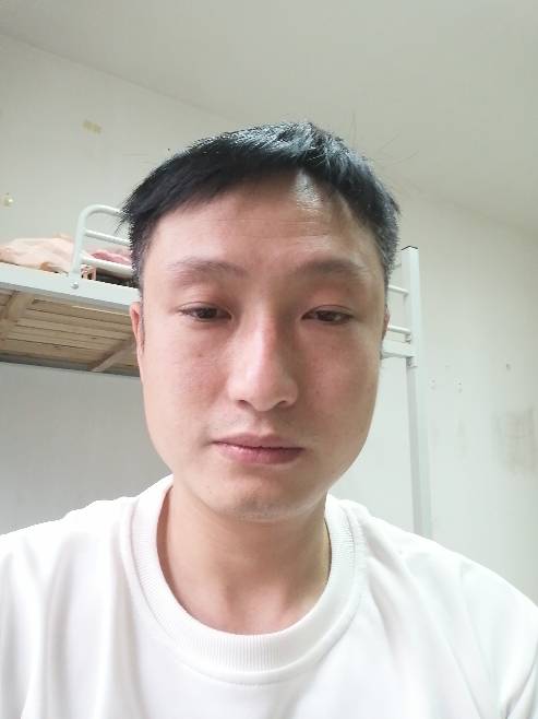 胡林国头像