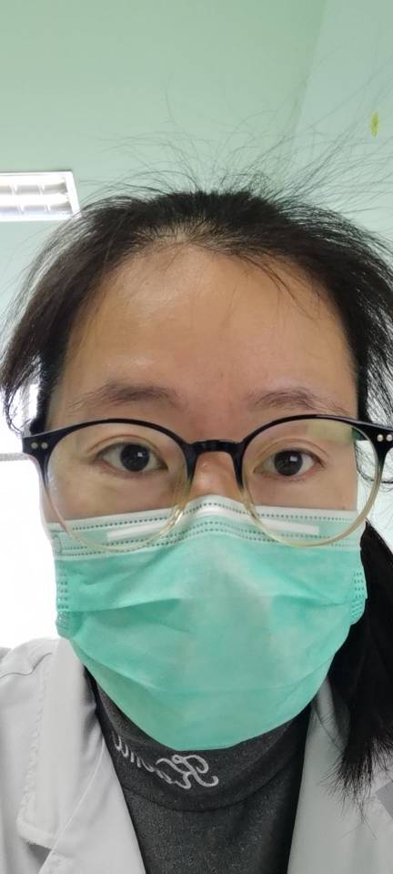 李曼丽头像