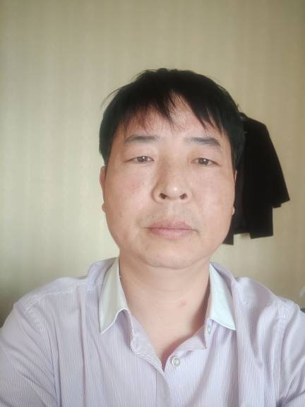 慕留恩头像