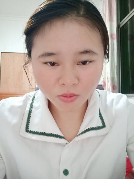 易春头像