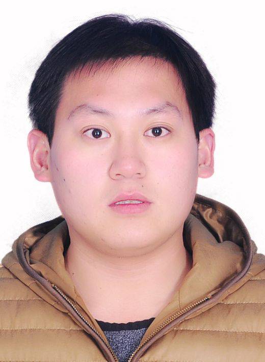 王新成头像
