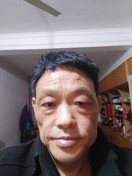 王思伟头像