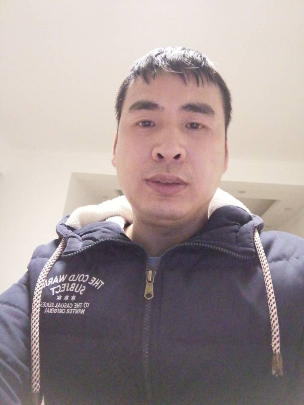 苏嵘头像