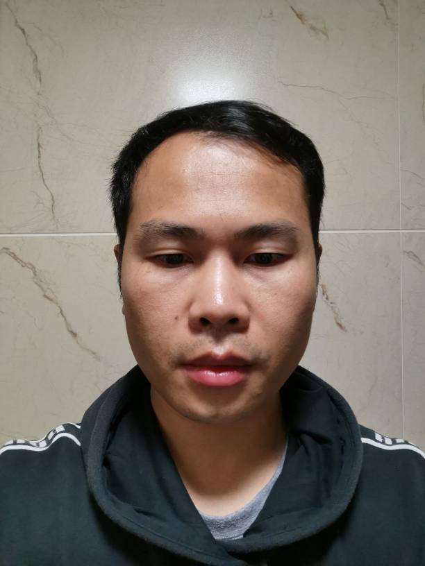 阳杰头像