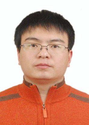 任报齐头像