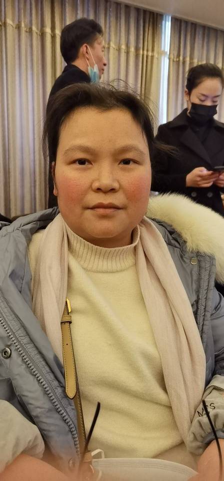 徐月萍头像