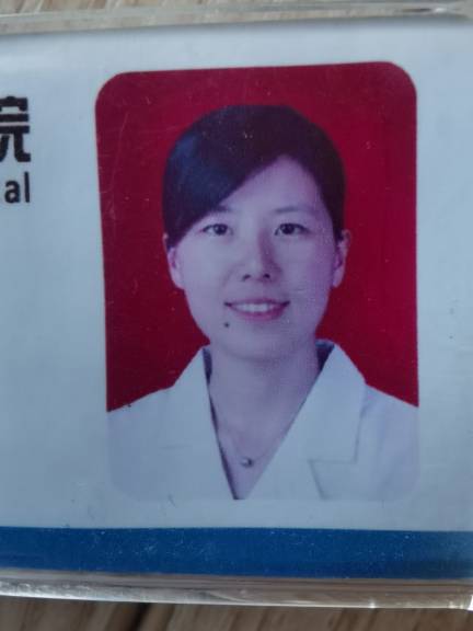 卫丽娜头像