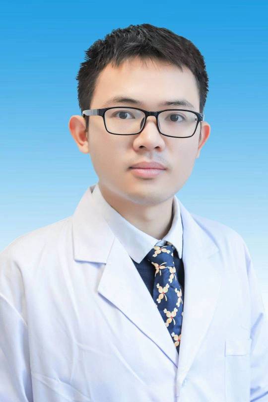 张志文头像