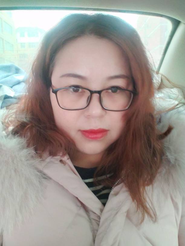 耿云霞头像