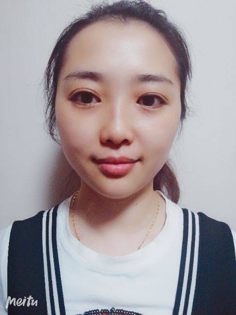 邓丽头像