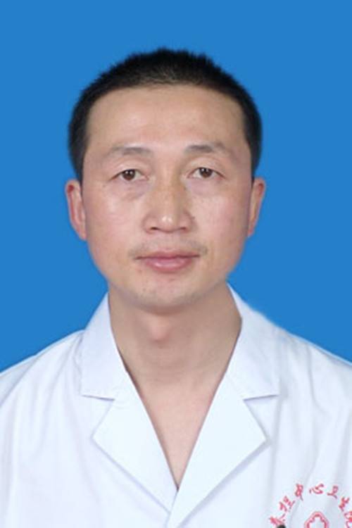 王强登头像