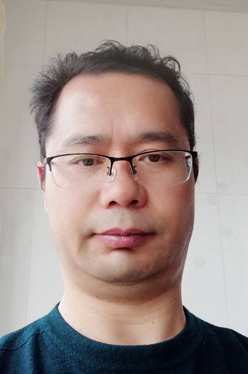 徐文财头像