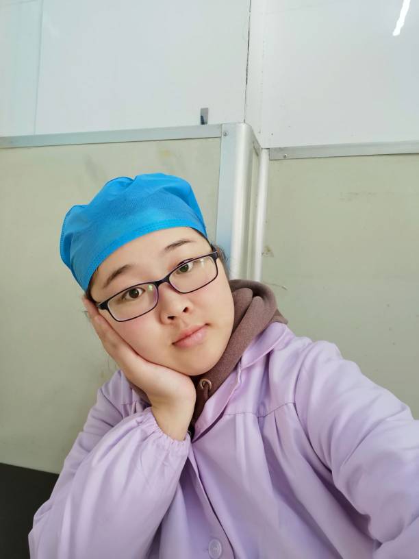 葛倩倩头像