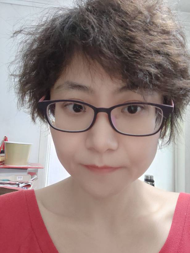 王莉头像