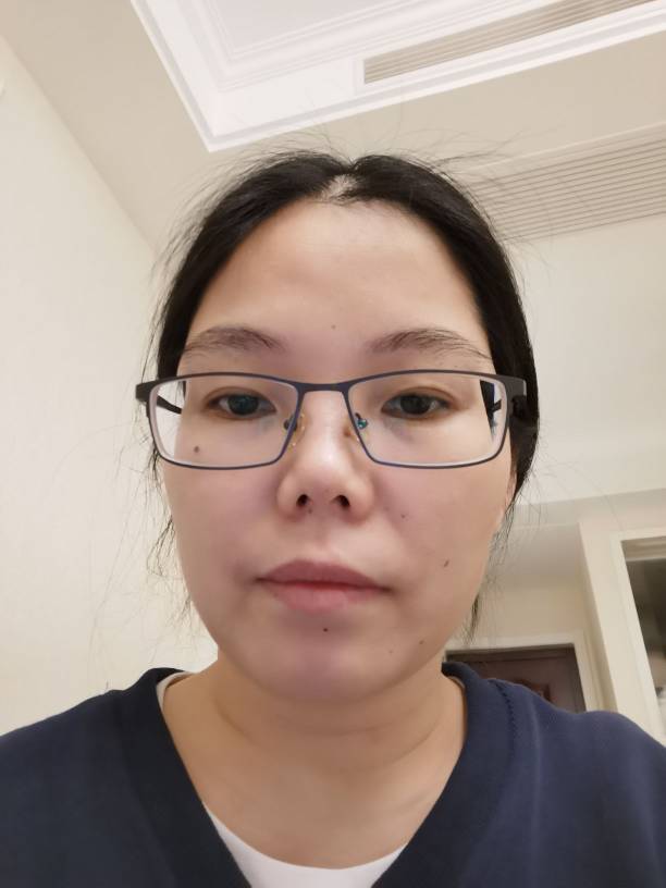 孙显珍头像