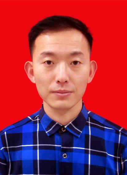 黄帅头像