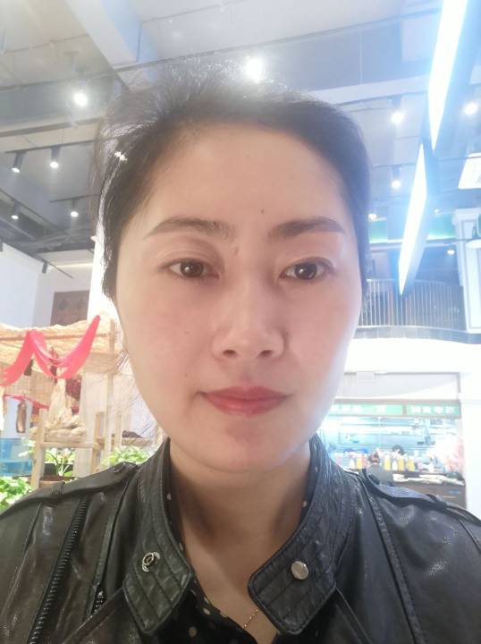 李菡旖头像