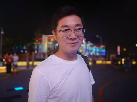 张东伟头像