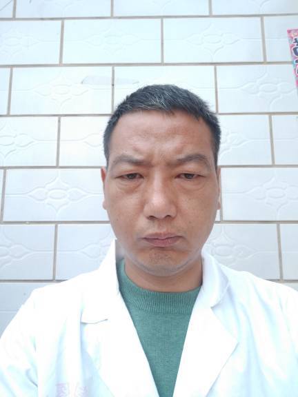 潘卫头像