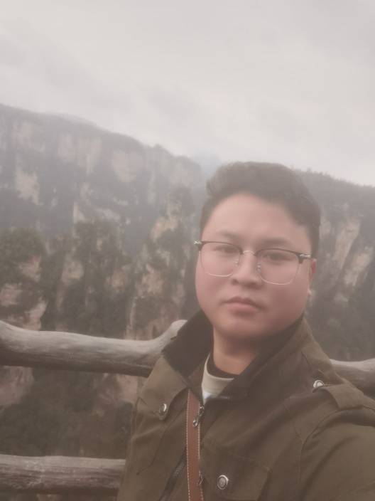 黄少林头像