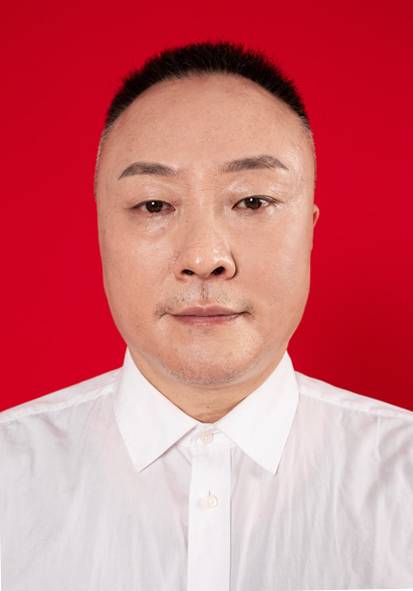 王勇头像