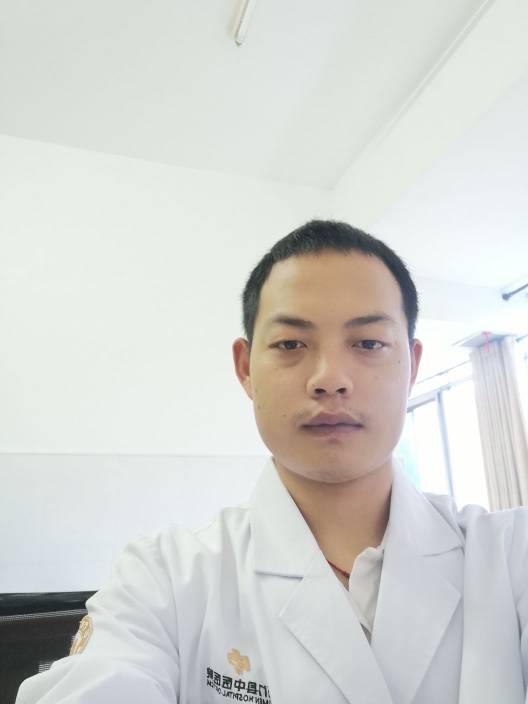杨凯头像