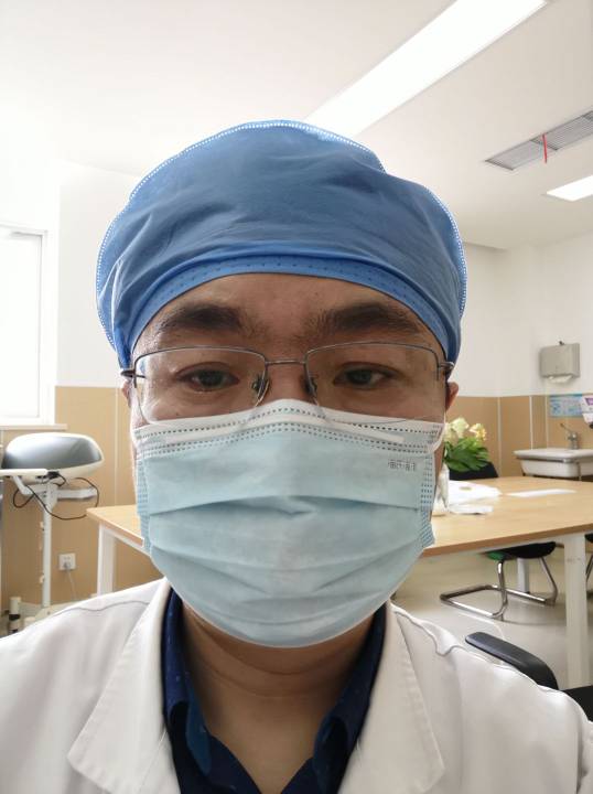 唐小龙头像