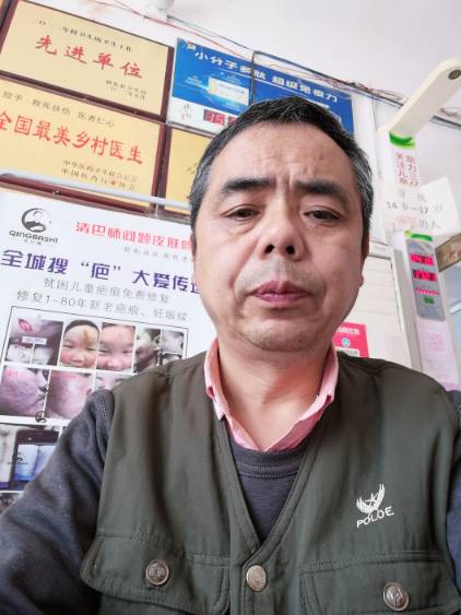卢明亁头像