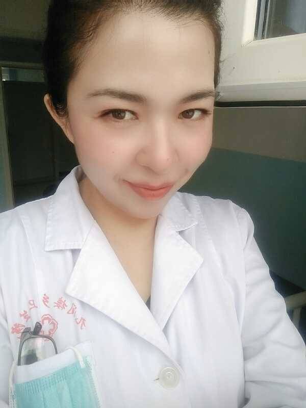 玛依拉·伊马木头像