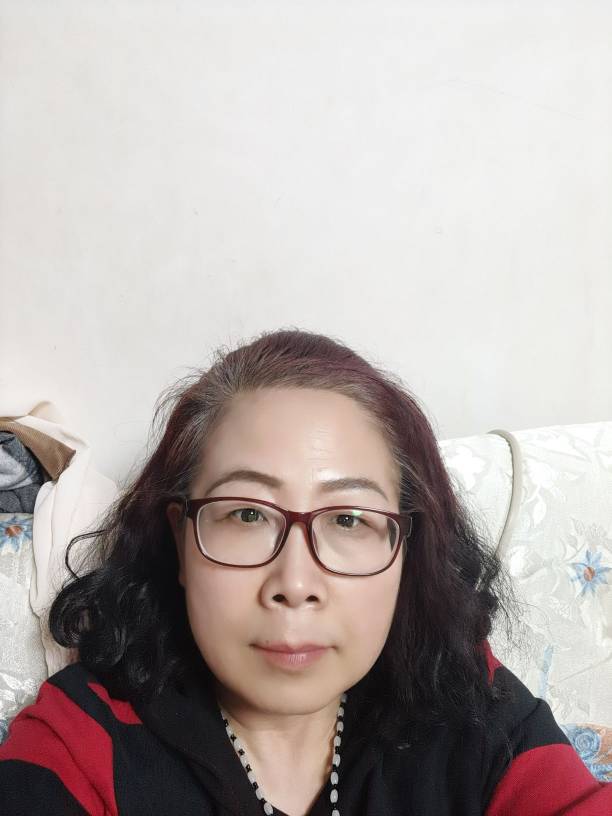 李宝娟头像