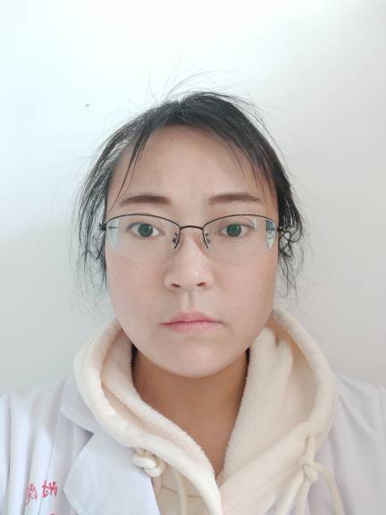 黄秀丽头像