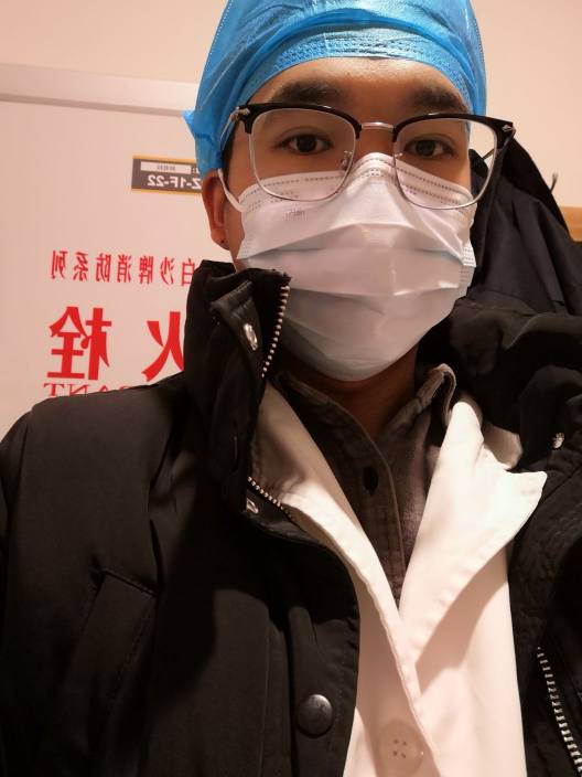 龚智程头像