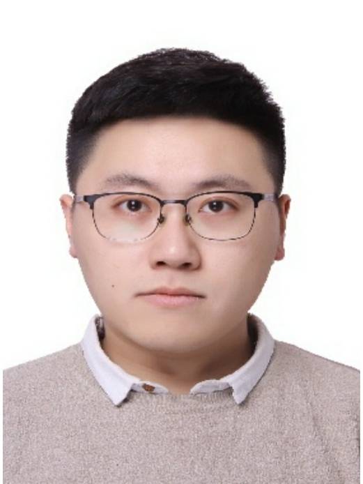 李君头像