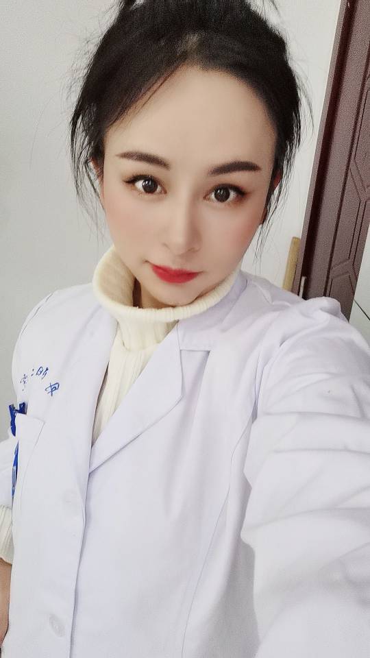 陆琳琳头像