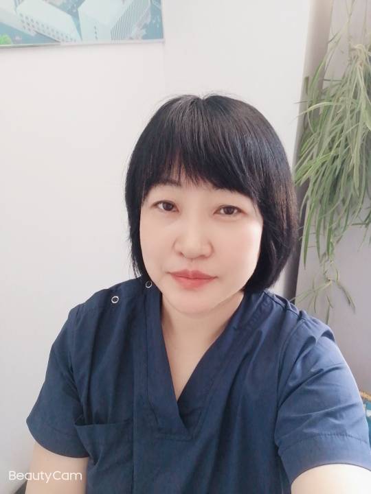 齐秀华头像
