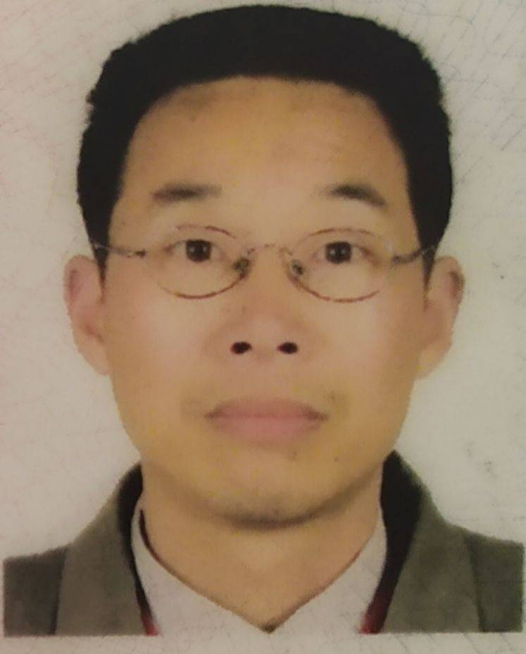 张中俊头像