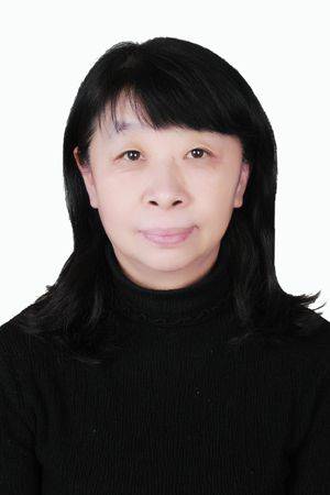 卢青头像