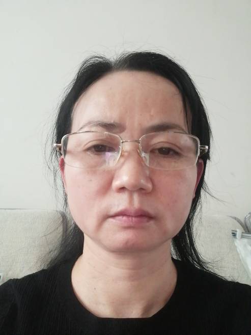朱素琼头像