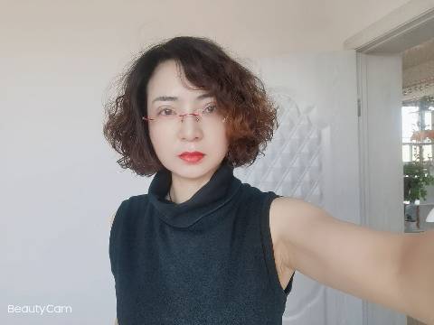 刘燕头像