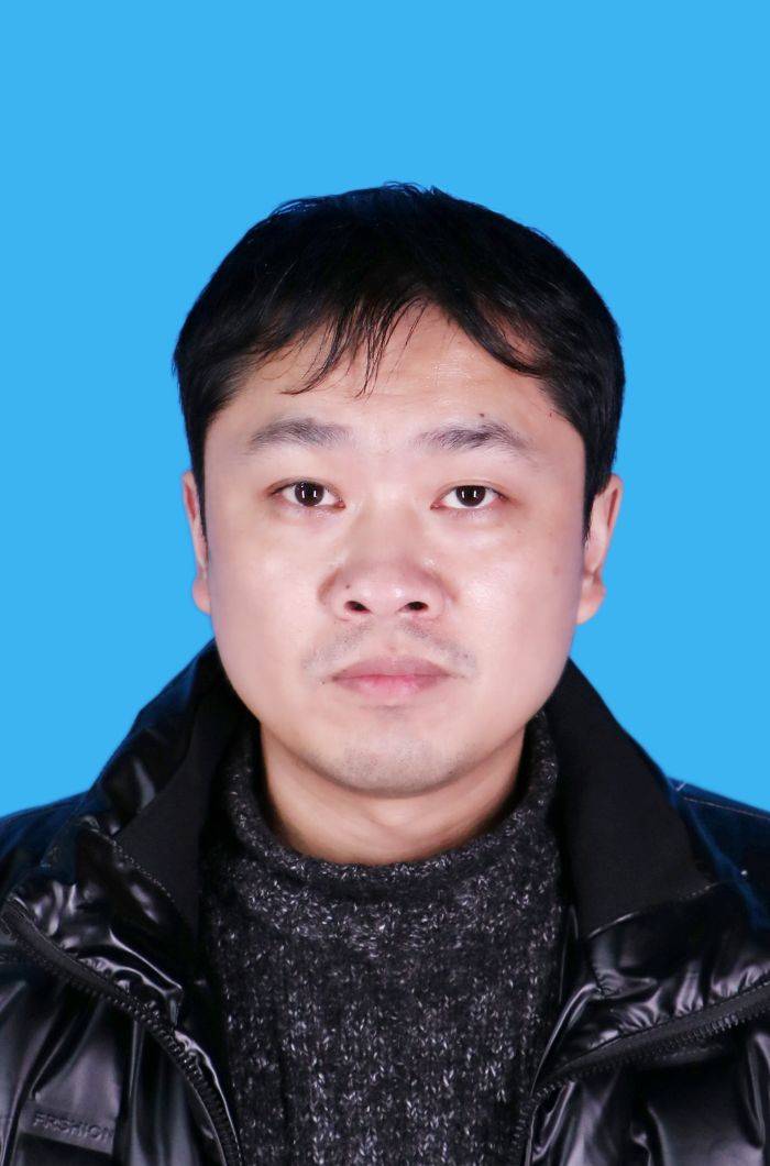 叶统友头像
