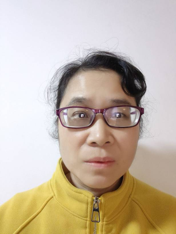 谭红梅头像
