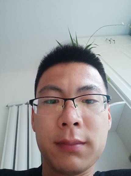 赵元辰头像