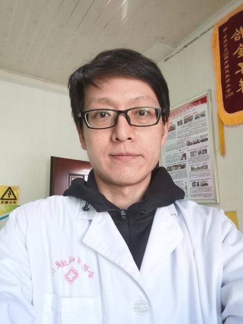 徐地头像