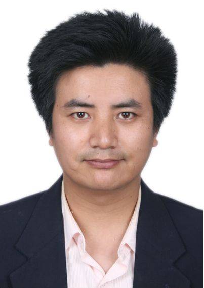 董景胜头像