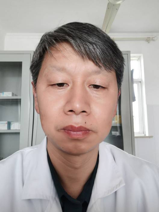 周亚头像