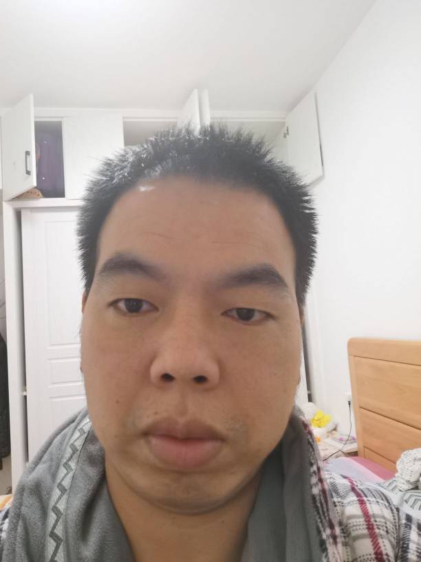 许朝龙头像